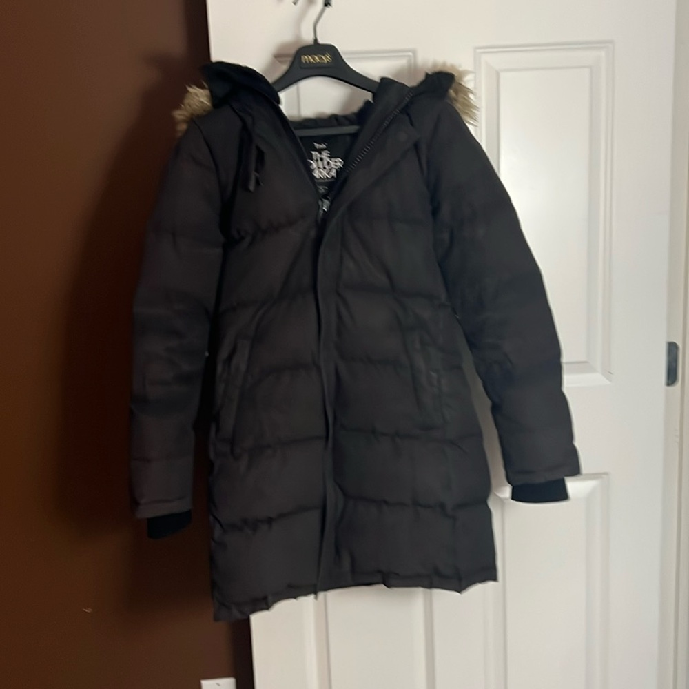 Aritzia Powder Parka Mid length size medium